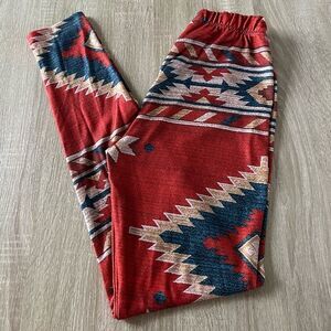 NWOT … Trendy Aztec “Size: S” Print Leggings